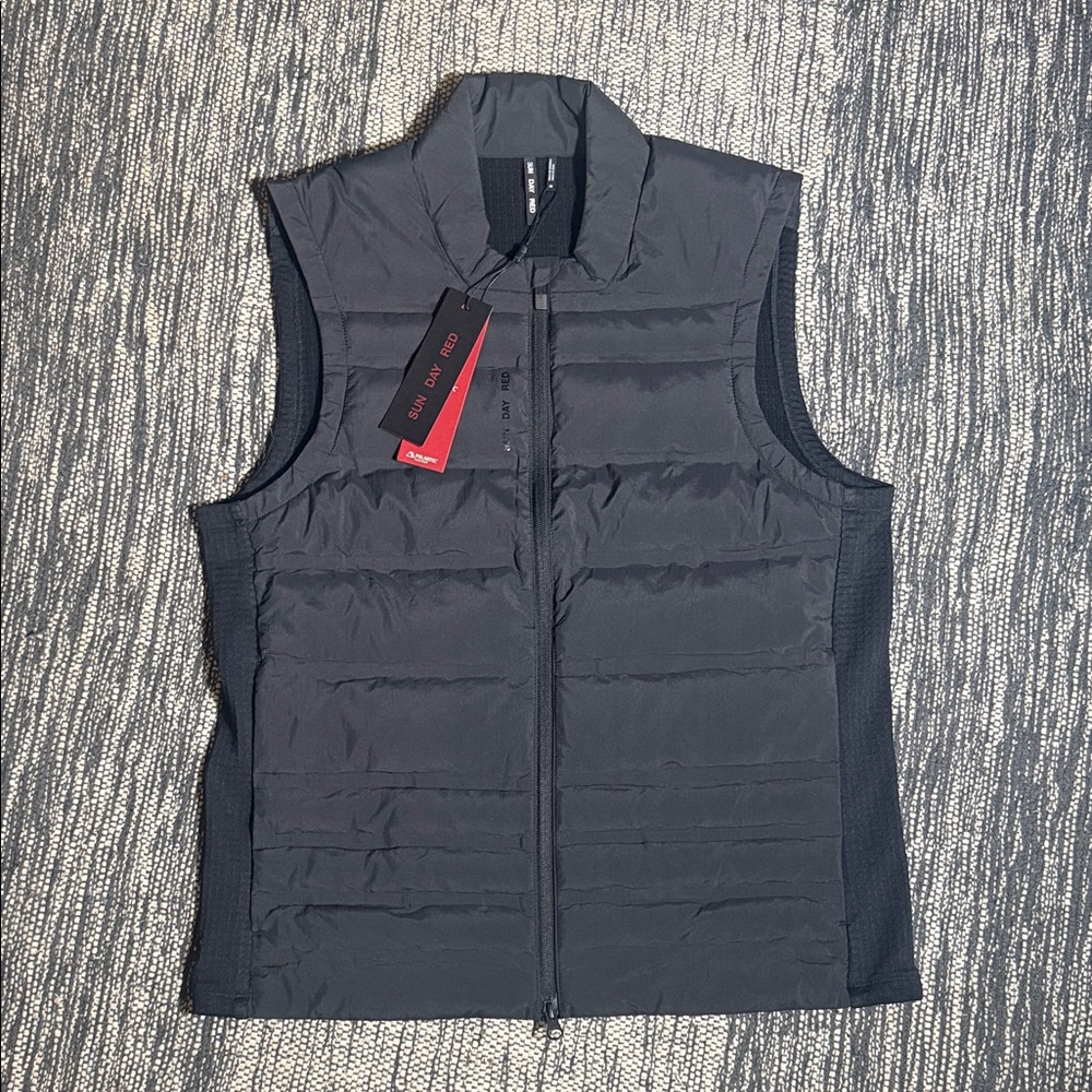Sun Day Red Insulated Puffer Vest Black Golf